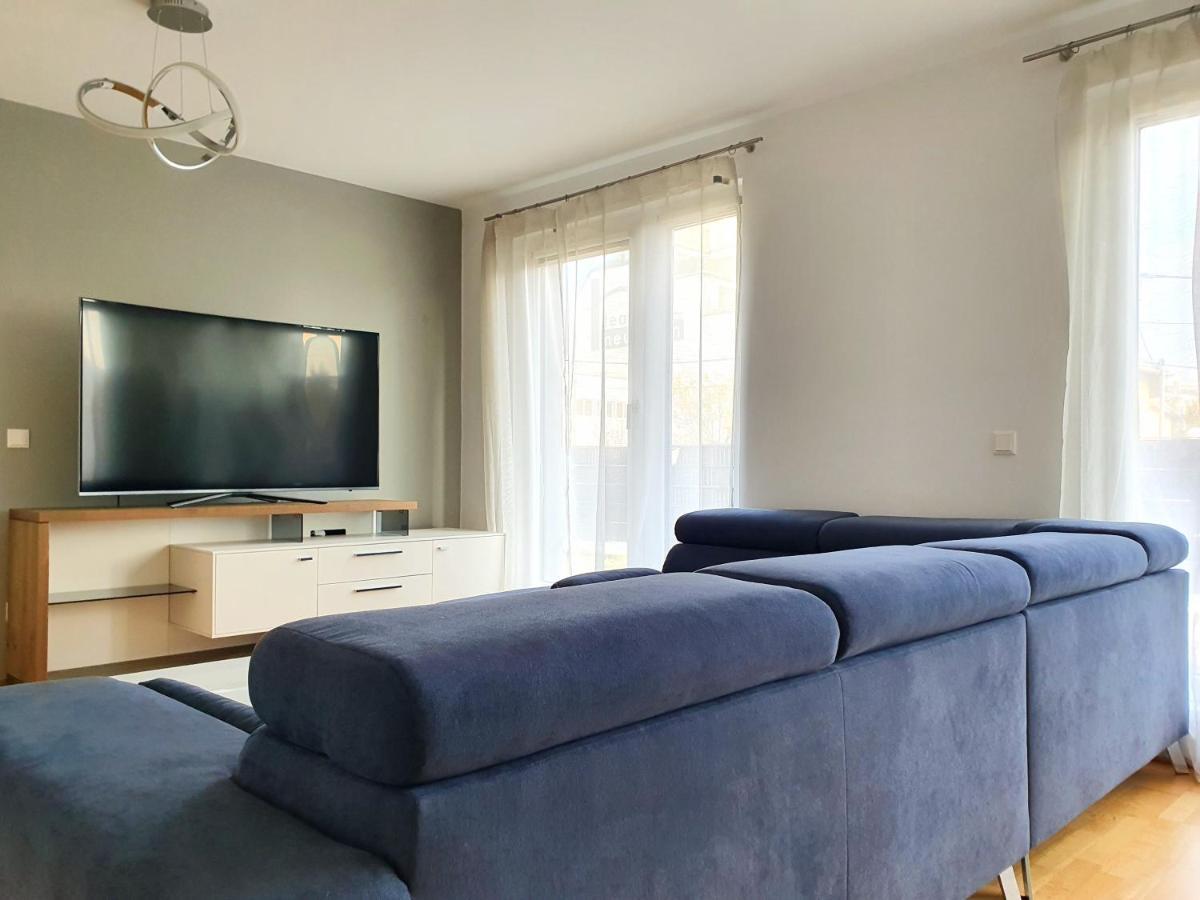 Near Lake Spacious & Furnished Beautiful Apartment ウィーン エクステリア 写真