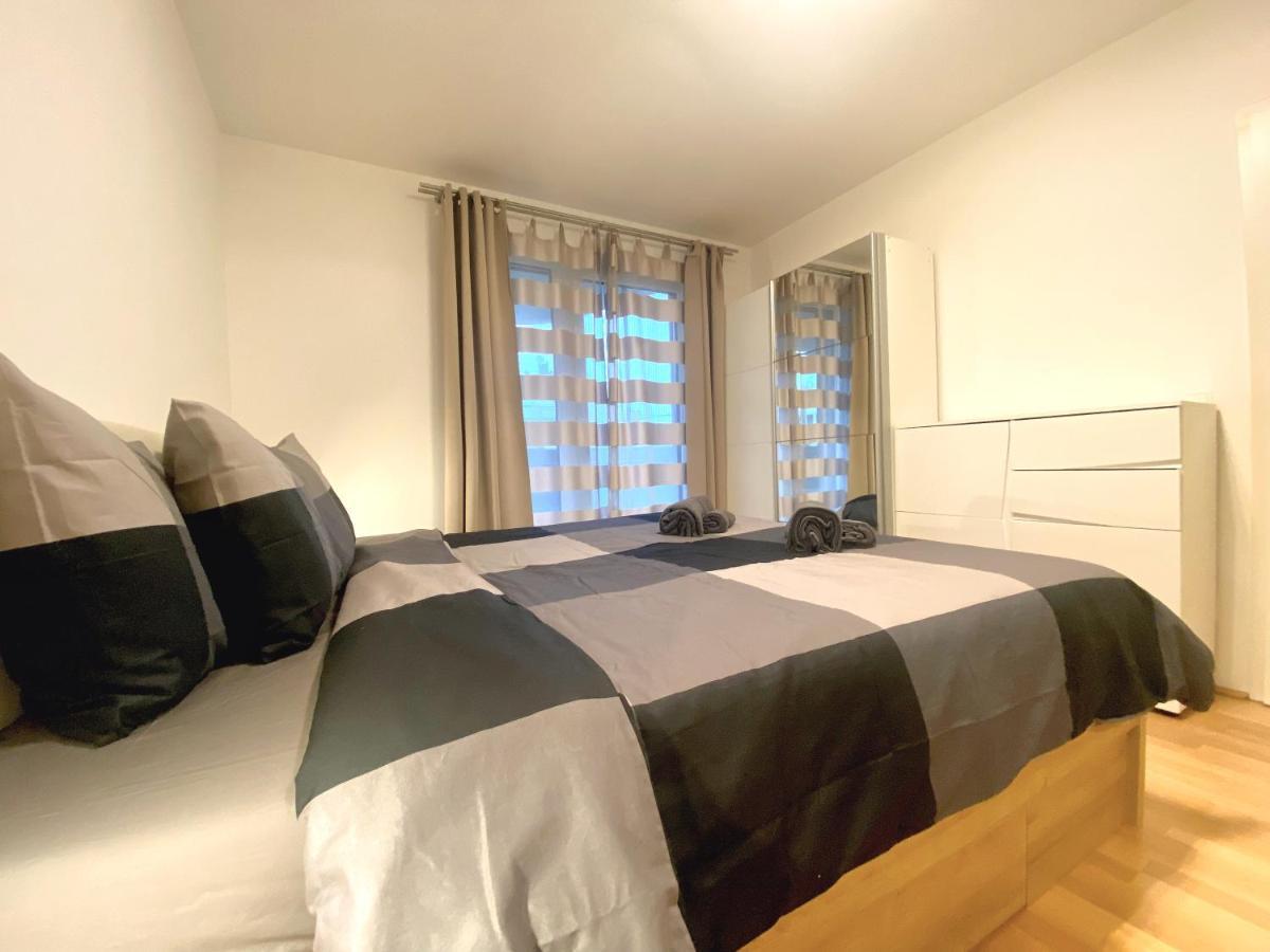 Near Lake Spacious & Furnished Beautiful Apartment ウィーン エクステリア 写真